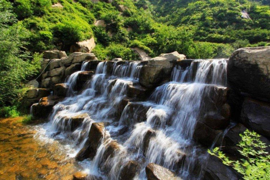 在我们面前 英语翻译—有问必答平台,解决你的疑问
